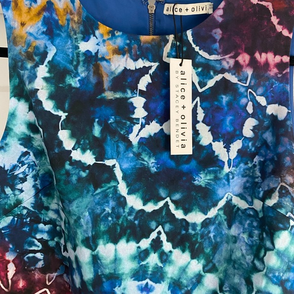 ***Designer*** Alicia Olivia Tie Dye Kaleidoscope mini dress designer| Luxury - Picture 5 of 14